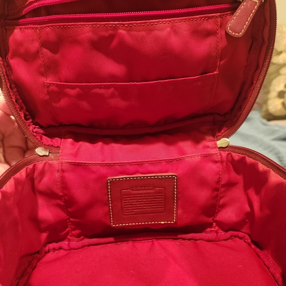 Red Coach Signature Vinyl Toiletry Bag - Picture 4 of 7